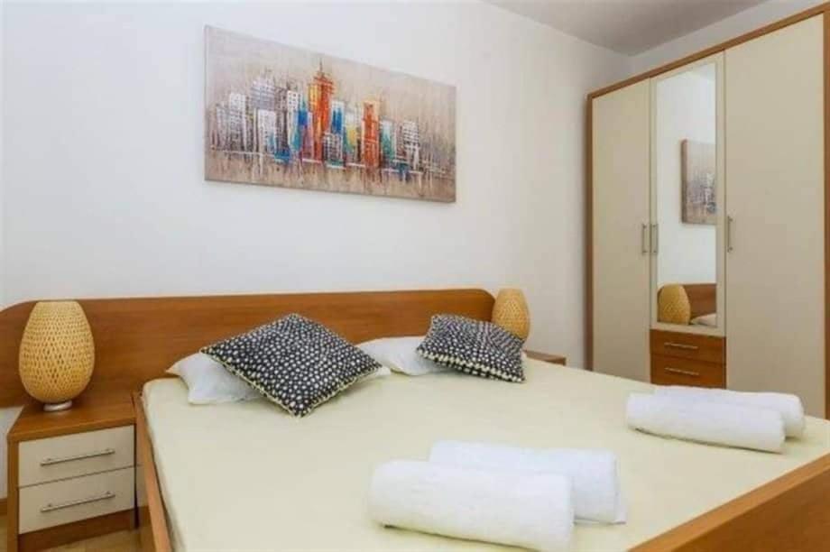 Islando 3 Apartment โนวาลยา ภายนอก รูปภาพ