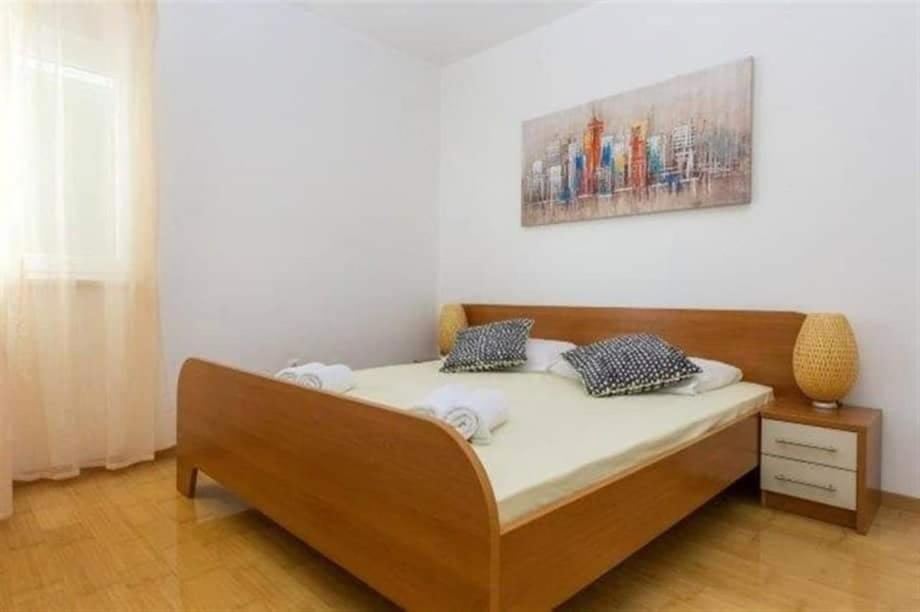 Islando 3 Apartment โนวาลยา ภายนอก รูปภาพ