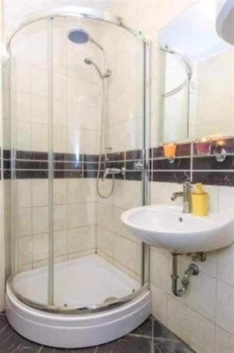 Islando 3 Apartment โนวาลยา ภายนอก รูปภาพ